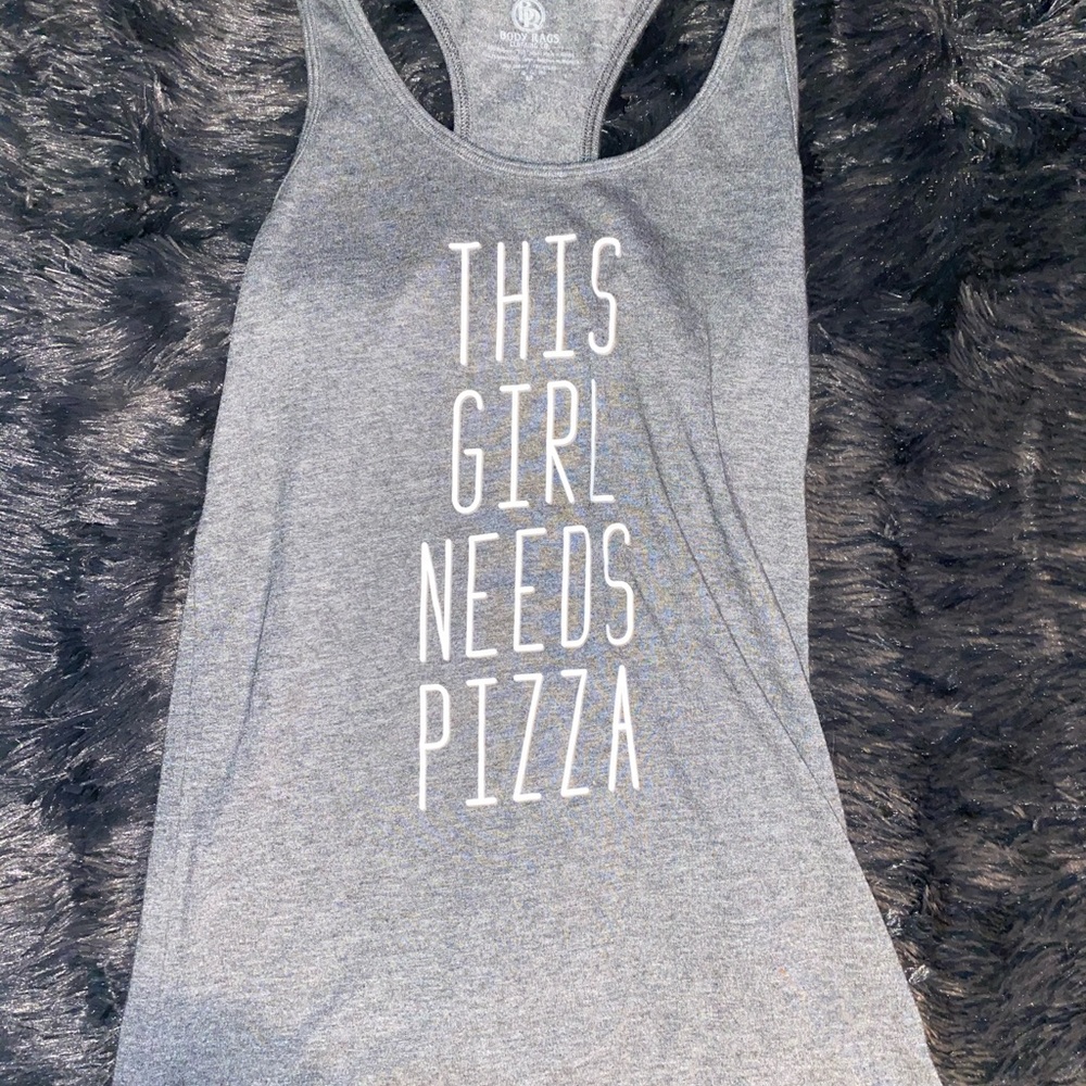 This Girl needs pizza tank